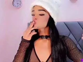 Offline pamela-harpper on CamSoda