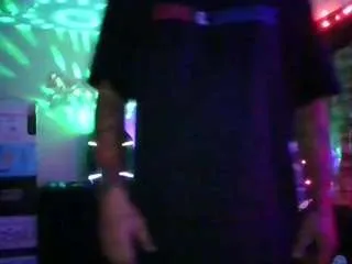 Offline pappyslilfreak on CamSoda