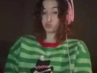 Offline parkergotgame on CamSoda