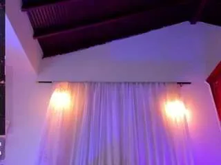 Offline perla-hott1 on CamSoda