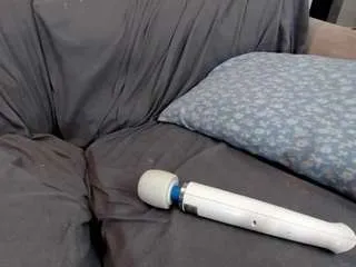 Offline petiteandsweet69 on CamSoda