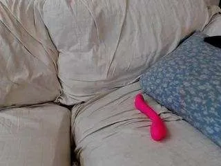 Offline petiteandsweet69 on CamSoda