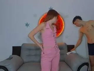 Offline pink-diamont on CamSoda