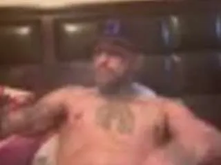 Offline playboitttt on CamSoda