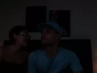 Freechat pleasure-vibes1 on CamSoda