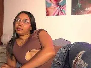 Offline pocahotass-11 on CamSoda