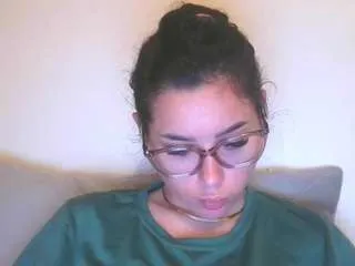 Offline prettyjulliette on CamSoda