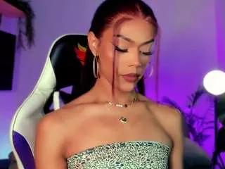 queen-violett1 from CamSoda