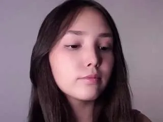 Freechat quinnbriola on CamSoda