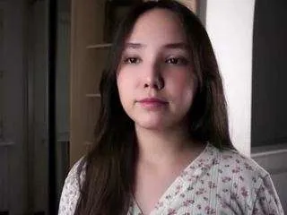 Freechat quinnbriola on CamSoda