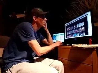 Freechat r3v01ut10n on CamSoda