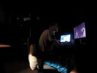 Freechat r3v01ut10n on CamSoda