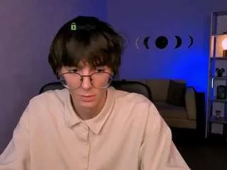 Offline rafael-bien on CamSoda