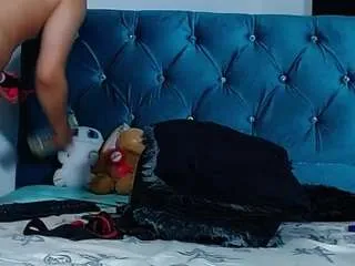 Freechat rahiancooperhot on CamSoda