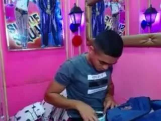 Offline randypein on CamSoda