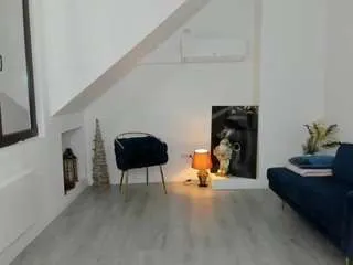 Freechat ranyaevy on CamSoda