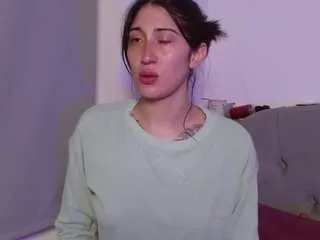 Offline red-moon1 on CamSoda