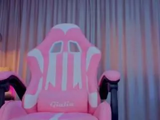 Offline reina-cummingss on CamSoda