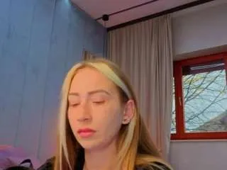 Offline reina-cummingss on CamSoda