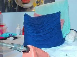 Offline reinahorny2024 on CamSoda