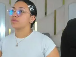 Offline rodriguuezisabelll18 on CamSoda