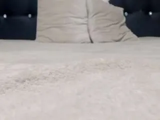 Offline royalvixenn on CamSoda