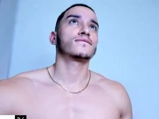 s4ntiagoxoxo on CamSoda