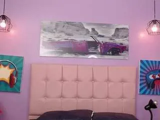 Freechat sabrinaa-fox on CamSoda