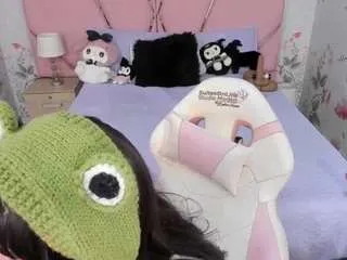 Freechat safiro-agata on CamSoda