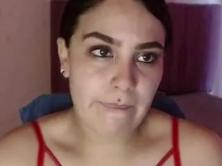 Offline salmalopez on CamSoda