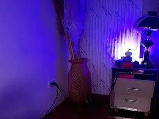 Offline samanthaa-collinss on CamSoda