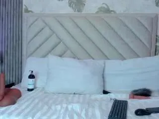 samanthaduque1 on CamSoda 