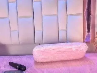 Offline saramartini19 on CamSoda