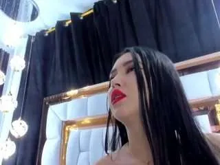 Freechat sarayroyse on CamSoda