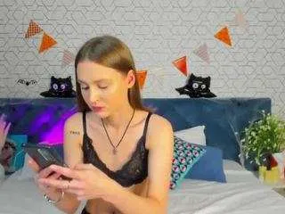 Offline sashaa-meow on CamSoda