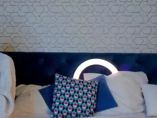 Offline sashaa-meow on CamSoda