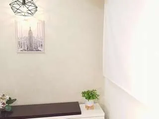 Offline sassy-girl on CamSoda