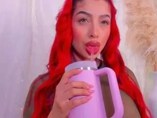 Freechat scarleett-jones on CamSoda