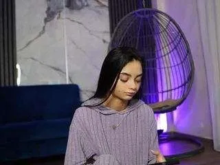 Offline scarlet-eyes on CamSoda