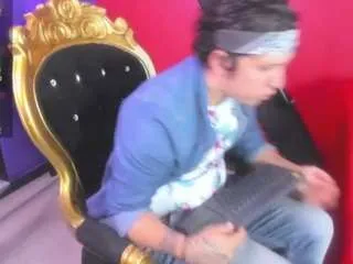 Freechat scarlett-n-jackson on CamSoda