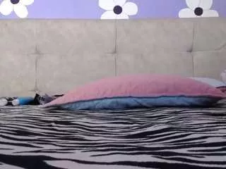 Freechat scarlett-n-jackson on CamSoda