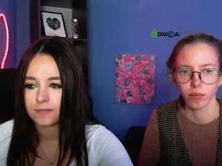 Freechat selinawow on CamSoda