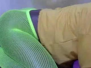 Offline sexy-lilly89 on CamSoda