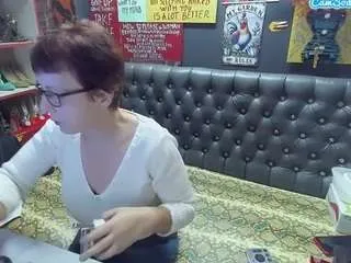 Offline sexylily on CamSoda