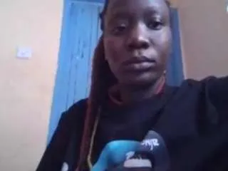 Freechat sexyybutty on CamSoda