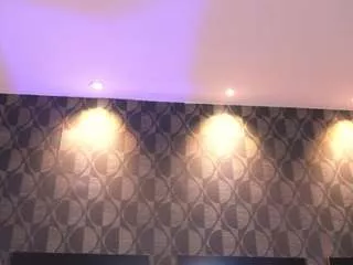 Offline sharomross on CamSoda