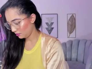 Offline sharon-breezee on CamSoda