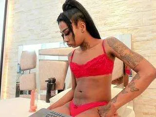 Freechat sheinny-brown on CamSoda