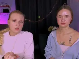 simona-zin on CamSoda