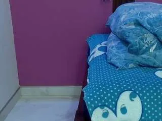 Offline skinnybarbie022 on CamSoda